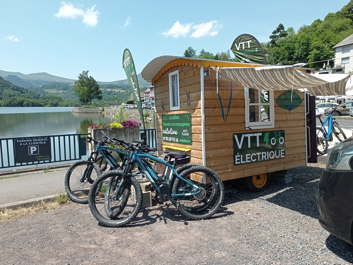 Vélolive : balades encadrées en VTT électriques