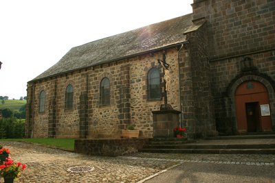 Eglise Saint Austremoine_Égliseneuve-d'Entraigues