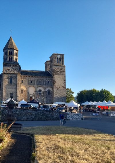 Marché nocturne de Saint-Nectaire_Saint-Nectaire