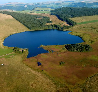 Le lac de Bourdouze vue du ciel